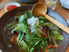 -瑰丽酒店·海吧·天际下午茶·现场DJ·天台酒吧