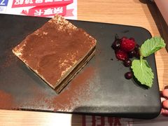 -必胜客(东大桥店)