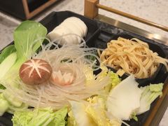 -一席地·本地鸡窝·杭帮鸡火锅(萧山银隆百货店)
