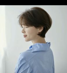 -变画·发型STUDIO