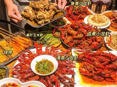 -李双猪·小龙虾·烧烤·羊肉煲(乐山店)