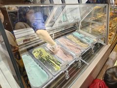 -抱抱地球咖啡馆(国家海洋博物馆店)