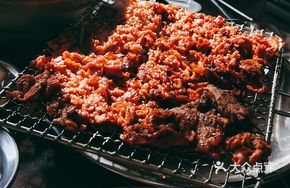 Sweet and Spicy Grilled Pork
