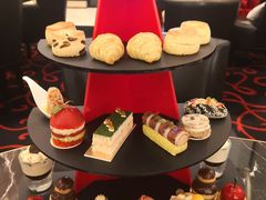 -Salon de The de Joel Robuchon(外滩18号店)