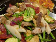 -黔蘑菇四季餐厅(观山湖店)