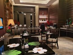 -天津京基皇冠假日酒店