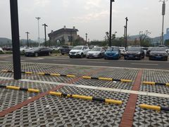 -融创茂-停车场