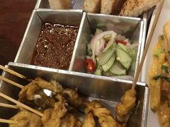 -Dang restaurant (patong phuket)