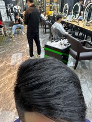 -藤野造型·专业烫染店