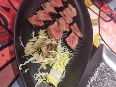 碳烤牛小排-1218 GRILL 主厨