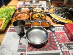 -青瓦炭韩潮烤肉(花园道店)