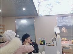大堂-家味螺蛳粉&烤鱼(安远路店)