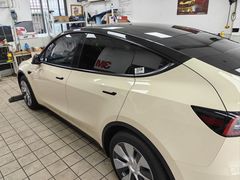 -车水马龙3M汽车贴膜冠军店隐形车衣改色膜(漕宝路中环店)