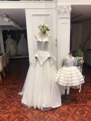 -VV新娘婚纱礼服体验馆