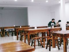 大堂-何记酿皮店(西流湾店)