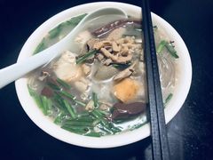 -镇南锅盖面馆(解放路店)