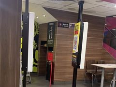 -麦当劳(丽江玉河广场店)