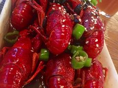 麻辣小龙虾-爱啤精酿·民谣酒馆(滨江店)