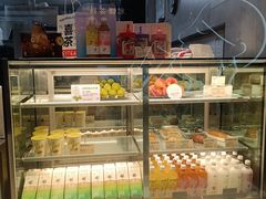 面包甜点陈列柜-喜茶(武汉范湖万达广场店)