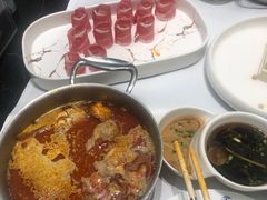 -红鼎豆捞·非遗鲍皇汤火锅(宝丰路店)