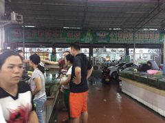 -万尾农贸市场