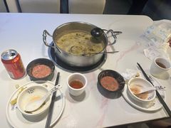 -德林酸菜鱼火锅(南丹店)