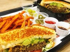 圣塔芭芭拉经典牛肉特堡-The Habit Burger Grill 哈比特汉堡(复兴soho店)