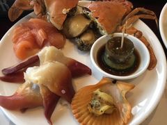 -荣誉国际酒店-云顶旋转餐厅