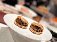 烧饼-四季民福烤鸭店(外滩外白渡桥店)