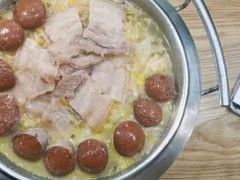 -红姐东北菜私房菜铁锅炖饺子馆(中街店)