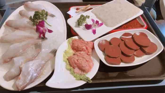 万家红火锅(绵竹店)