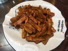 -东来菜馆•手抓海鲜家常菜•海鲜锅贴(鸽子窝店)
