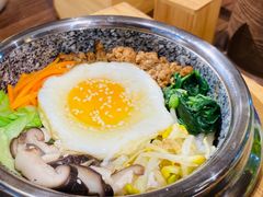 -明洞阿姨·韩式酱蟹烤肉·创意料理(三元桥店)