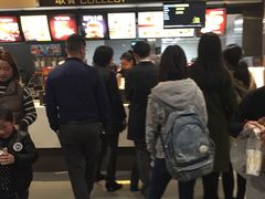 -麦当劳(世界城广场店)