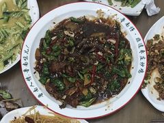 -鲁南仔·滕州炒鸡(经三路店)