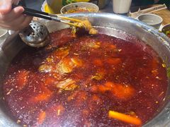 -肖肖酸萝卜鱼火锅(总店)