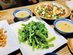 -八一好吃街·高品美食广场