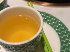 -润园四季椰子鸡火锅(卓越INTOWN店)