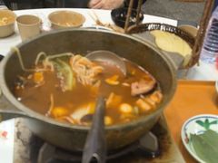 -刘姐啤酒鱼民族演艺餐厅(西街总店)