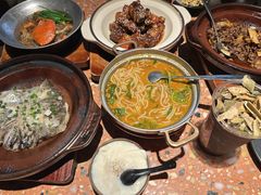 -涌煲记·蟹煲·砂锅海鲜·煲出宁波味(天一旗舰店)