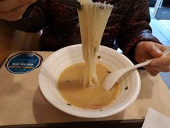 三鲜米线-魏家凉皮(西安秋林宏业商厦店)