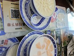 -广信牛奶甜品世家(台东店)