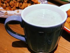 冰椰汁抹茶牛奶-HELLO 27 意面·沙拉·帕尼尼