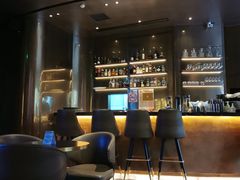 -wineapp葡萄酒餐吧(外滩金融中心店)