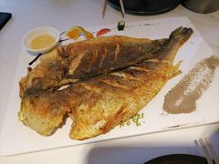 -赶海部落海鲜城(海阳路店)