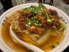 牛腩云吞面-佳面馆·竹升云吞面·爽鱼皮·牛腩面(易发店)