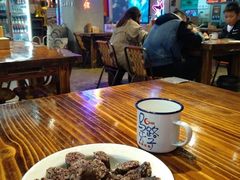 羊肉串-马路牙子地桌烤肉(工体店)