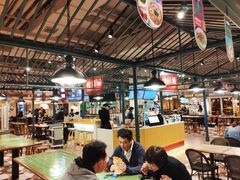 大堂-大食代美食广场(上海中心店)