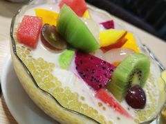 -佰搭果·广式茶餐厅(西华路店)