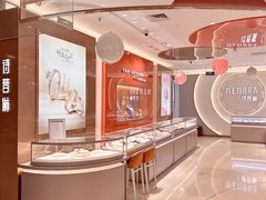-王府井百货(中州中路店)
